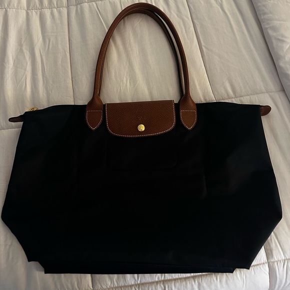 Longchamp Handbags - Longchamp Le Pliage Original Large Nylon Tote